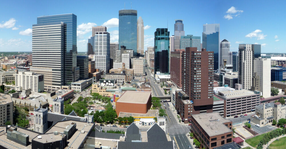 What is the population of Minneapolis