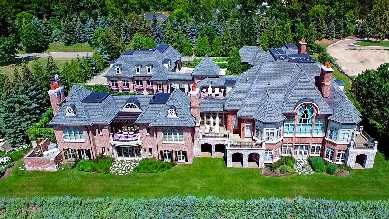 Who owns the biggest house in GA?