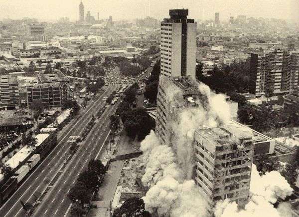 ¿Qué edificios se cayeron en Tlatelolco?